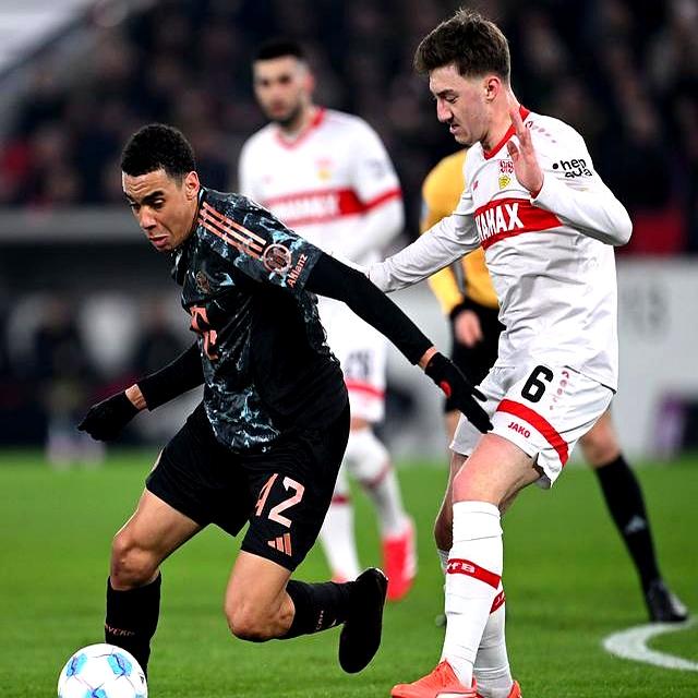 包含斯图加特发布备战花絮,集结日遗憾出局,德甲任务艰巨,阵容厚度经受考验的词条 包含斯图加特发布备战花絮,集结日遗憾出局,德甲任务艰巨,阵容厚度经受考验的词条