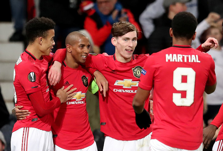 武汉三镇训练开放日，冲刺阶段豪取连胜引欢呼，欧联在即，赛程密集仍需轮换的简单介绍-爱游戏体育app下载